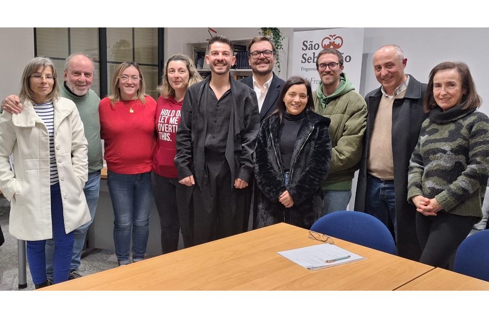 Associação dos Amigos do Rancho Folclórico e Etnográfico...