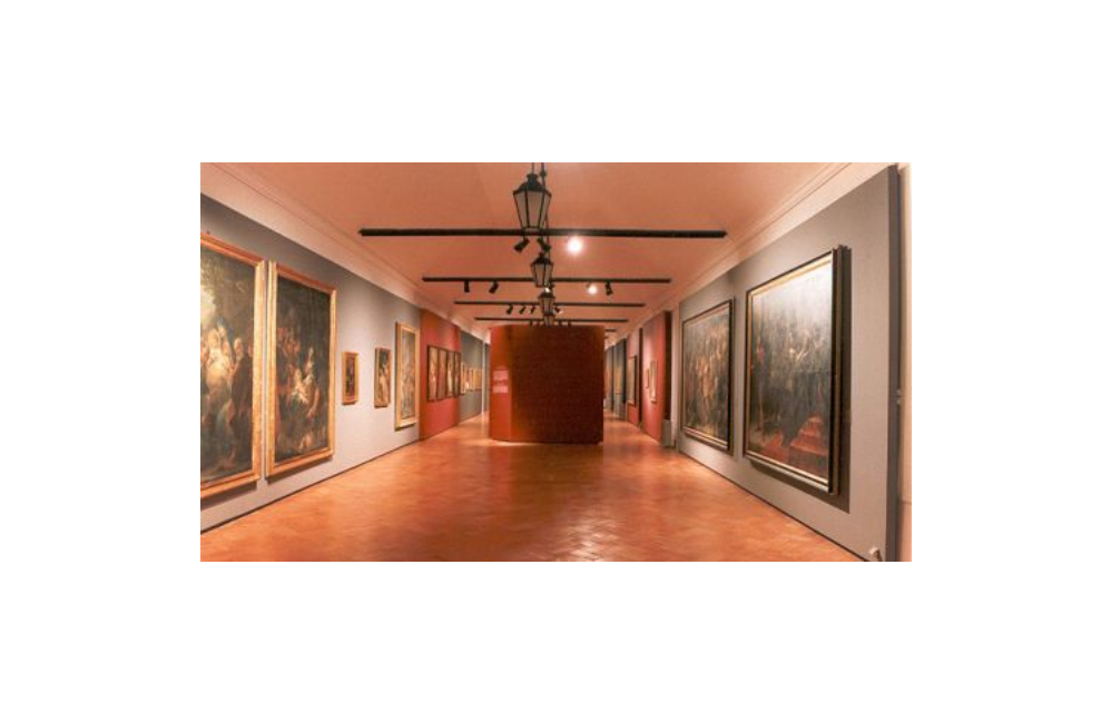 Muralha das Torres de Loulé impõe-se no Museu Municipal de...