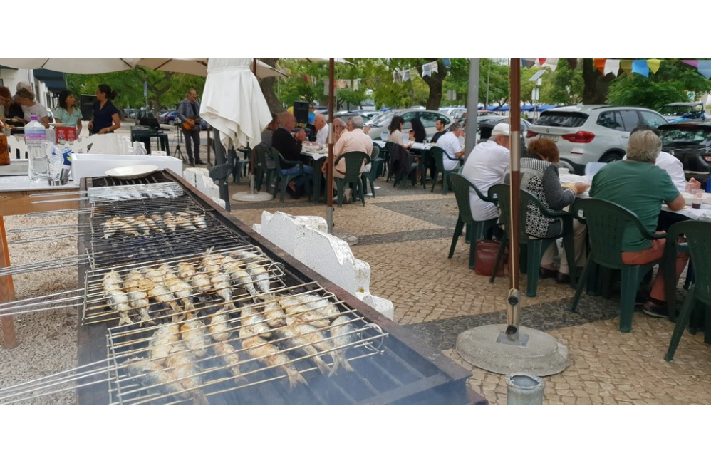 APALGAR na Sardinhada de Angariação de Fundos no Centro de...