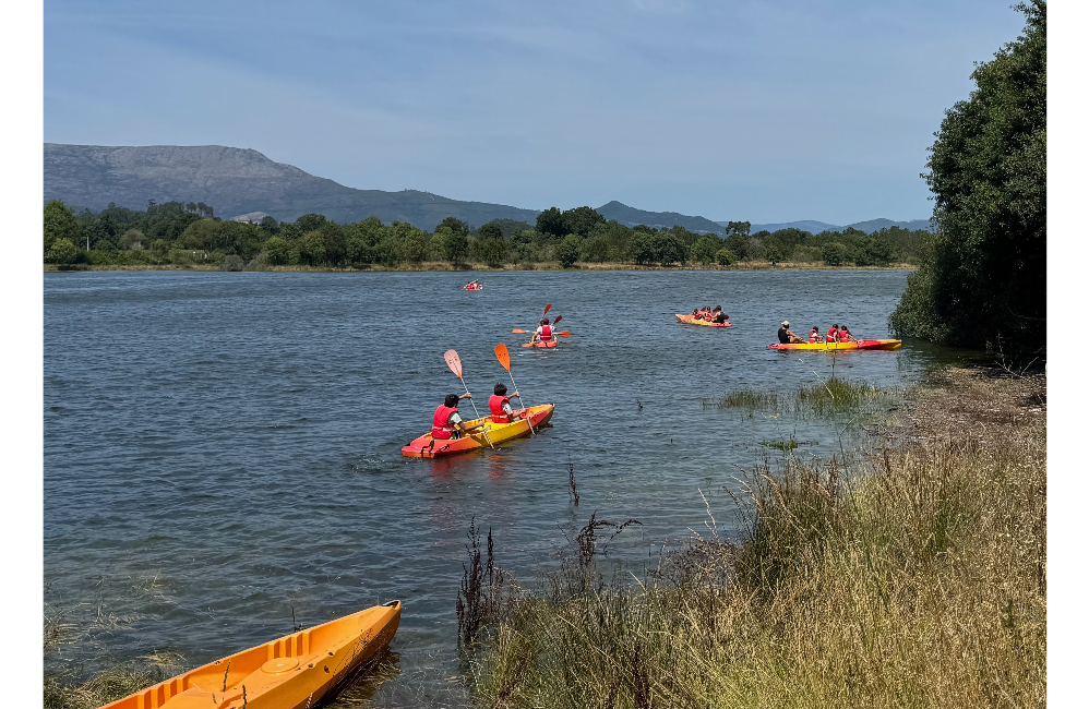 DKC de Viana levou canoagem a 20 crianças, a Deão, com a A...