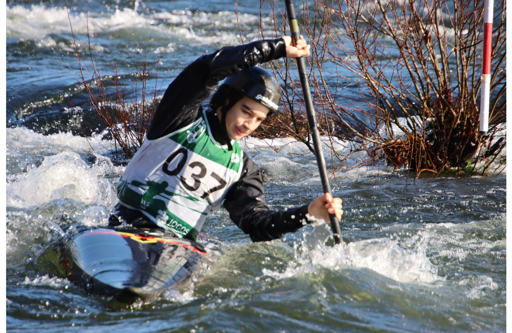 DKC de Viana: Lucas Jacob e Alexis Esperança em estágio pe...