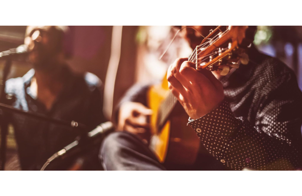 Fim de semana cultural com teatro, música e atividades para...