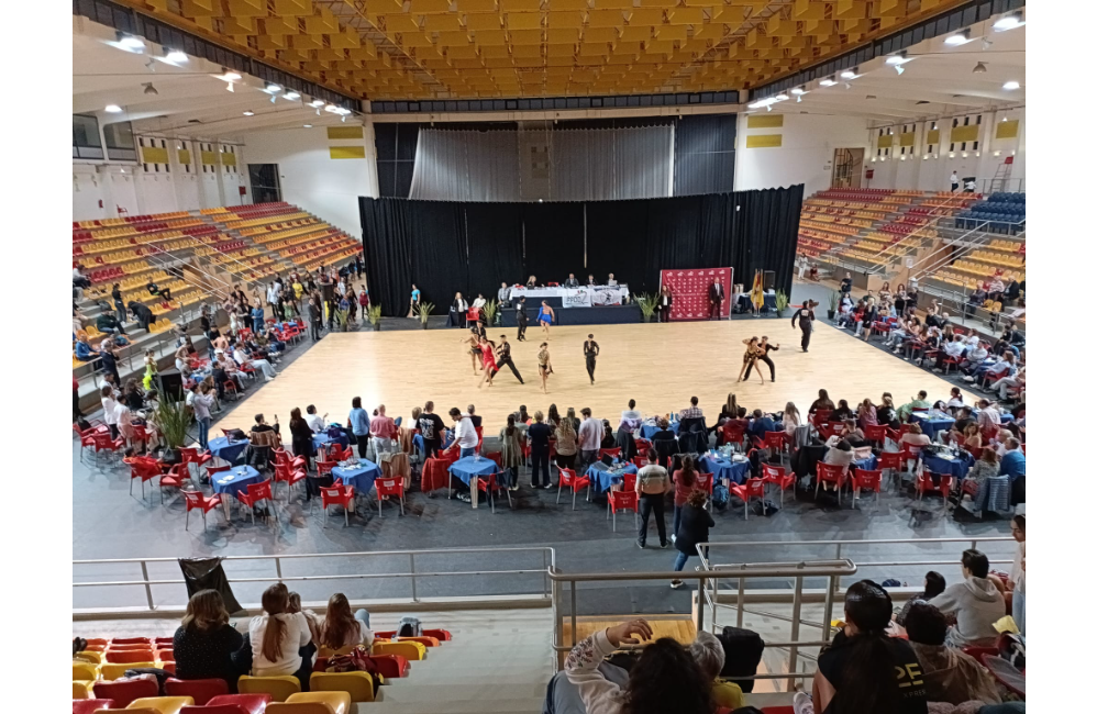Muitos Parabéns ao Par da Academia de Dança do Entroncamen...