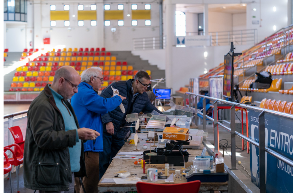 Aeromodelismo indoor | Portal do Associativismo - Município...