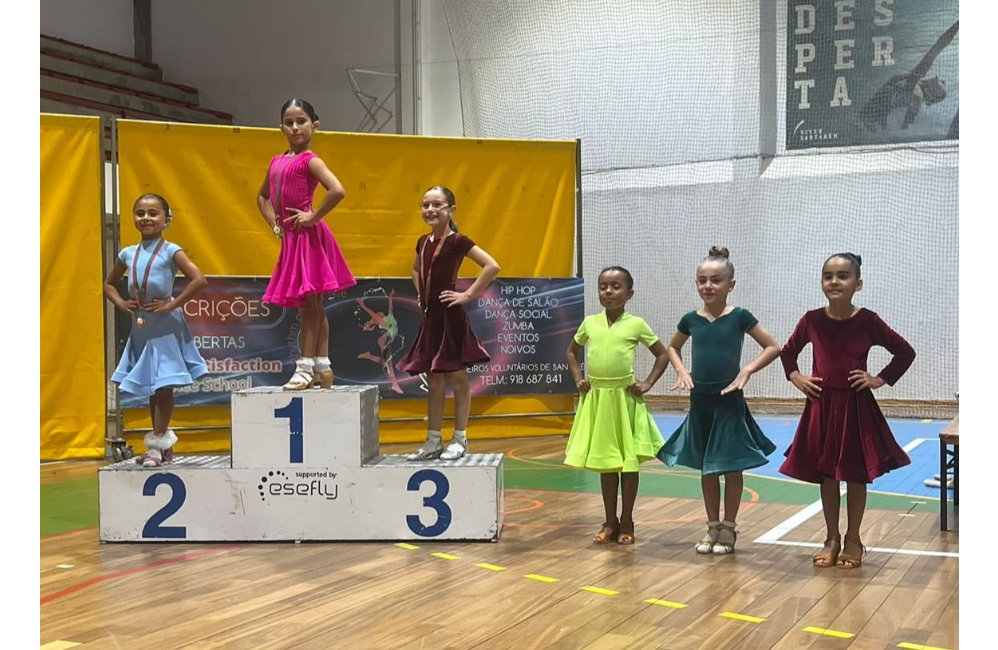 Academia de Dança do Entroncamento na 1ª Eliminatória Reg...